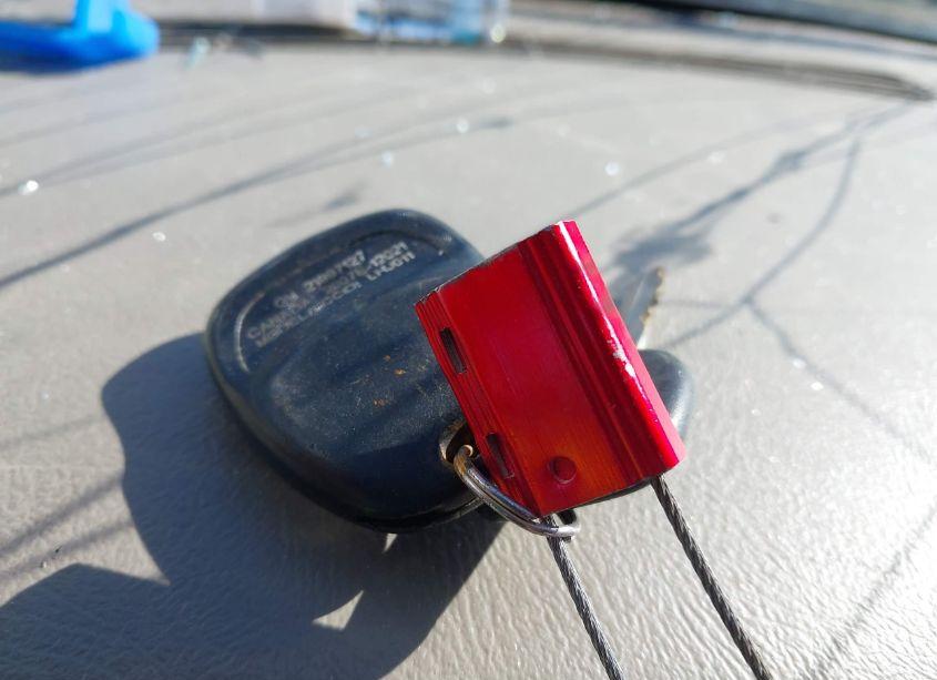 Photo 11 of 2005 Chevrolet Tahoe LS (VIN 1GNEC13T85R205245)