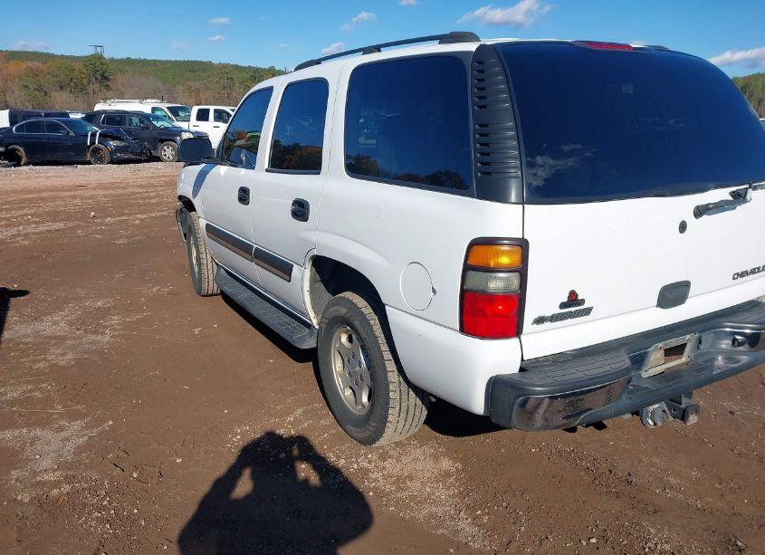 Photo 3 of 2005 Chevrolet Tahoe LS (VIN 1GNEC13T85R209053)
