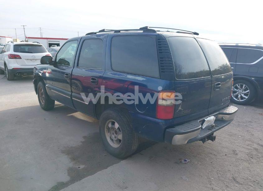 Photo 3 of 2001 Chevrolet Tahoe LS (VIN 1GNEC13T91J171857)