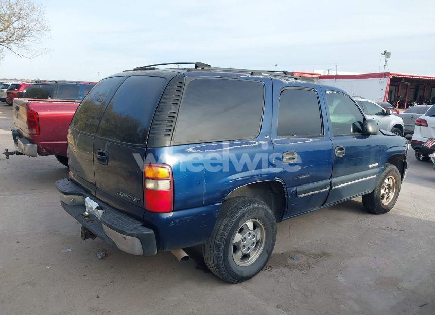 Photo 4 of 2001 Chevrolet Tahoe LS (VIN 1GNEC13T91J171857)