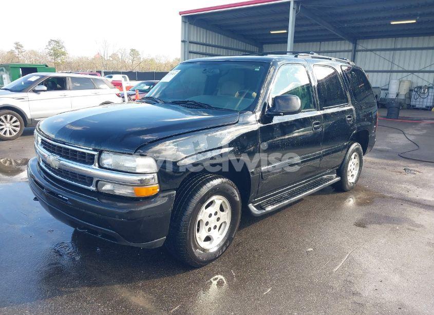 Photo 2 of 2001 Chevrolet Tahoe LS (VIN 1GNEC13T91R117041)