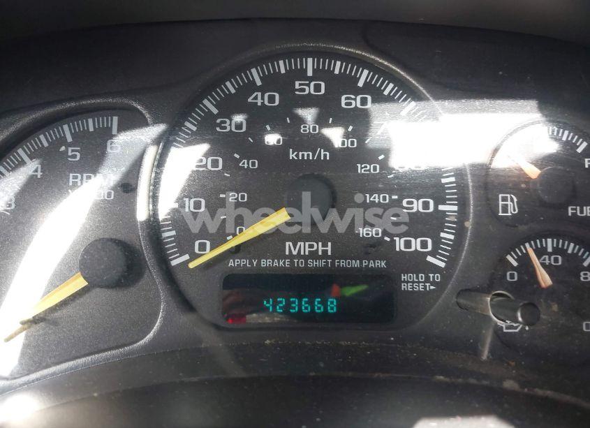 Photo 7 of 2001 Chevrolet Tahoe LS (VIN 1GNEC13T91R117041)