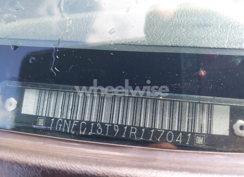 Photo 9 of 2001 Chevrolet Tahoe LS (VIN 1GNEC13T91R117041)