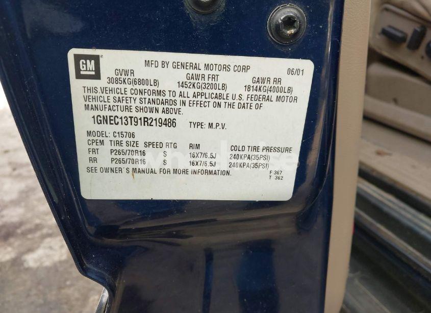 Photo 9 of 2001 Chevrolet Tahoe LT (VIN 1GNEC13T91R219486)