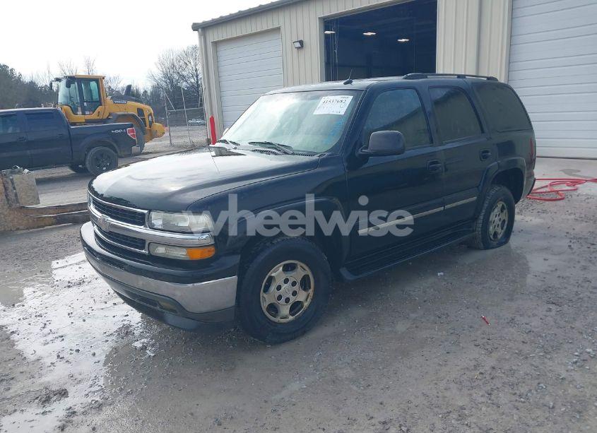 Photo 2 of 2005 Chevrolet Tahoe LS (VIN 1GNEC13T95J149136)