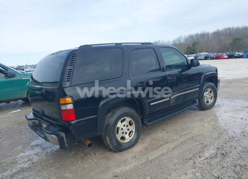 Photo 4 of 2005 Chevrolet Tahoe LS (VIN 1GNEC13T95J149136)