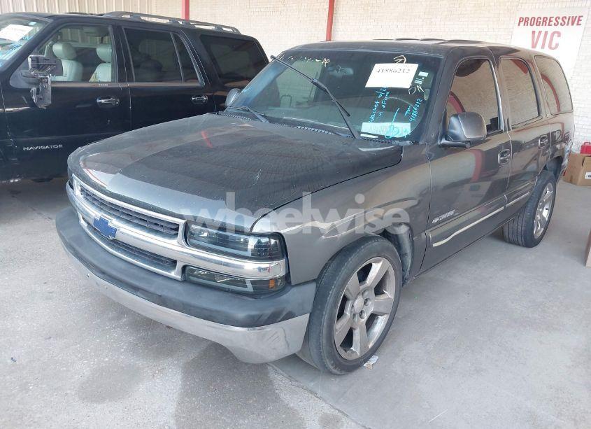 Photo 6 of 2000 Chevrolet Tahoe ALL NEW LS (VIN 1GNEC13T9YJ165499)