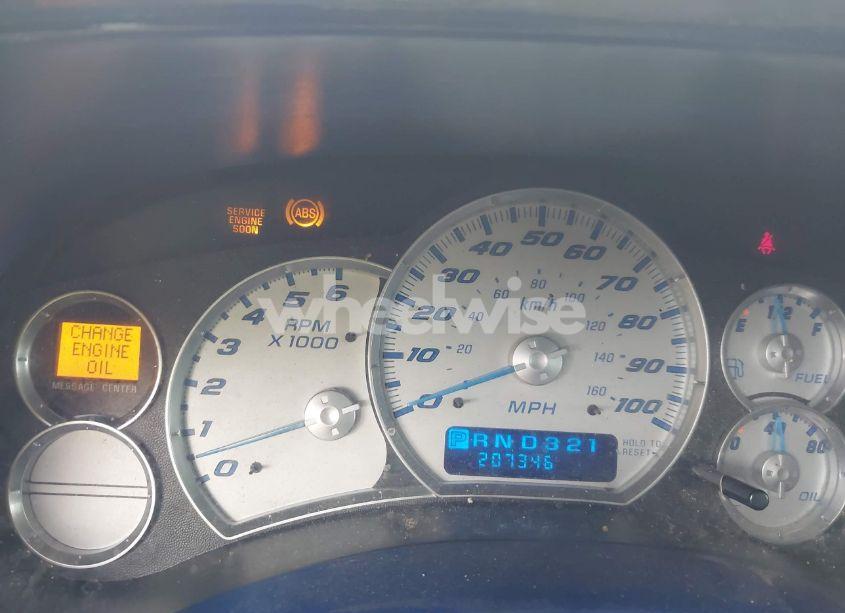 Photo 7 of 2000 Chevrolet Tahoe ALL NEW LS (VIN 1GNEC13T9YJ165499)