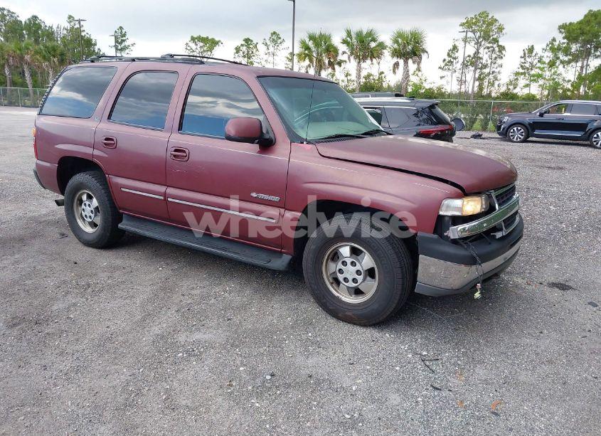 2001 Chevrolet Tahoe LT (VIN 1GNEC13TX1J205658) main photo