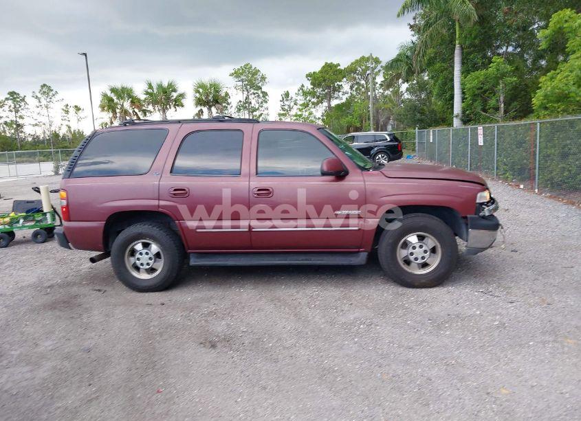 Photo 13 of 2001 Chevrolet Tahoe LT (VIN 1GNEC13TX1J205658)