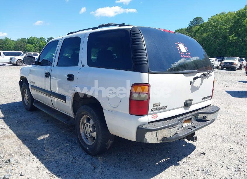 Photo 3 of 2001 Chevrolet Tahoe LS (VIN 1GNEC13TX1R172937)