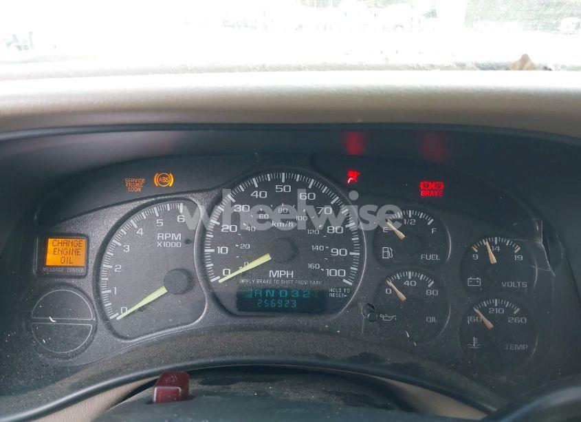 Photo 7 of 2001 Chevrolet Tahoe LS (VIN 1GNEC13TX1R172937)