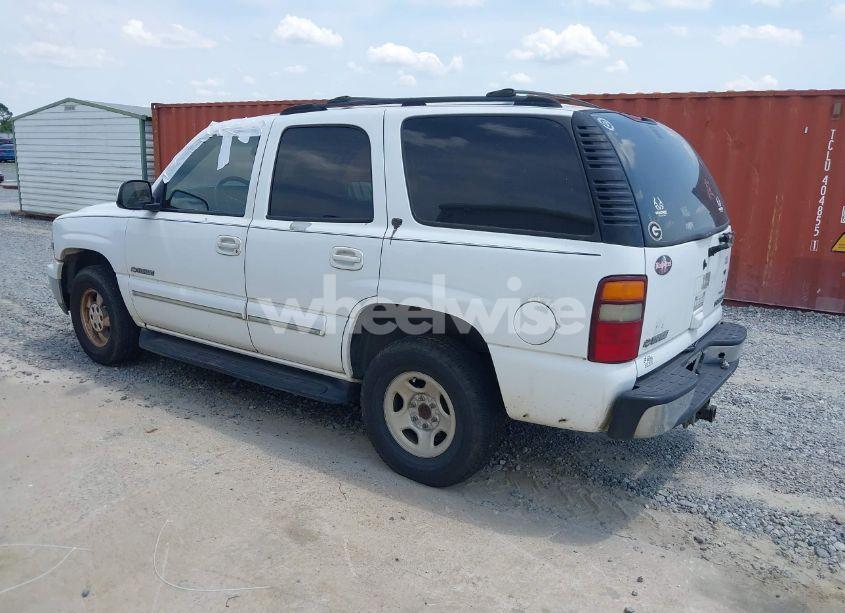 Photo 3 of 2001 Chevrolet Tahoe LT (VIN 1GNEC13TX1R202308)