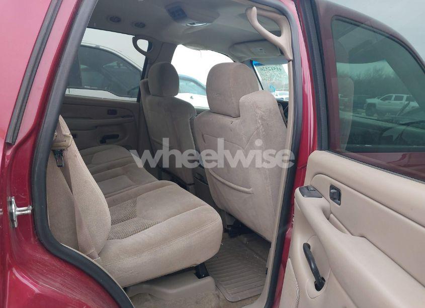 Photo 8 of 2006 Chevrolet Tahoe LS (VIN 1GNEC13TX6R105875)