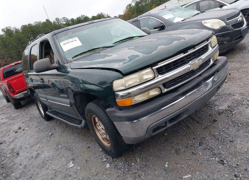 2003 Chevrolet Tahoe LS (VIN 1GNEC13V03J317244) main photo