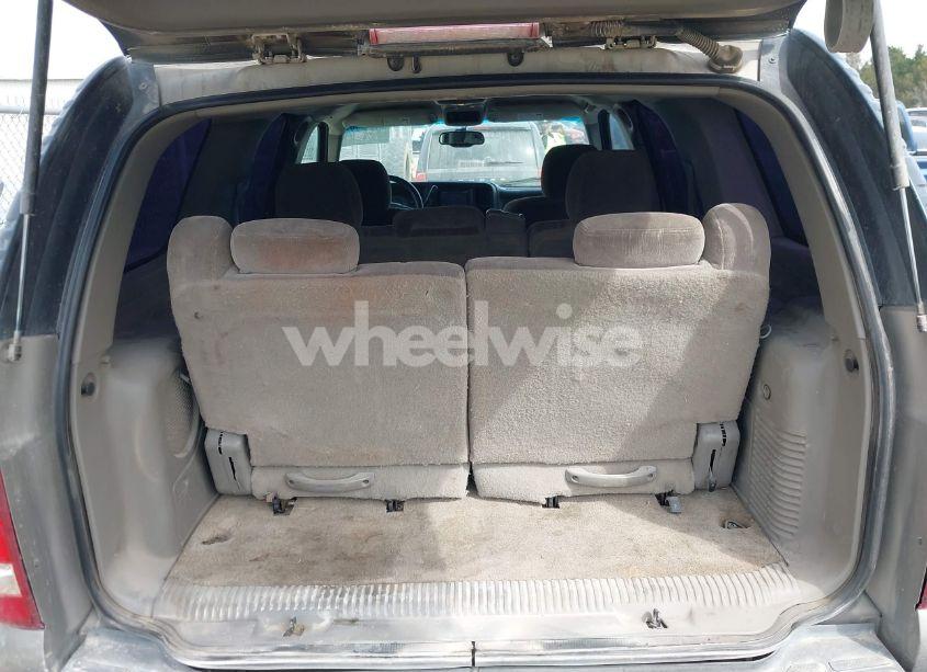 Photo 12 of 2003 Chevrolet Tahoe LS (VIN 1GNEC13V03R272663)