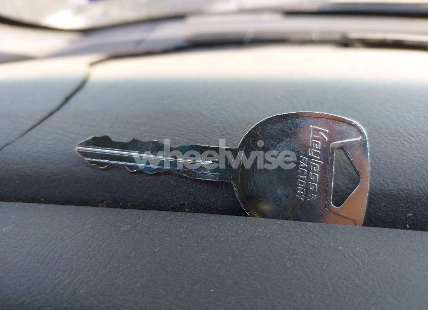 Photo 11 of 2003 Chevrolet Tahoe LS (VIN 1GNEC13V03R302664)