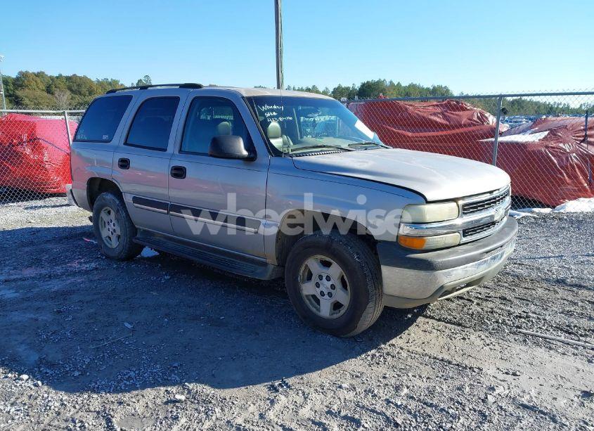 2004 Chevrolet Tahoe LS (VIN 1GNEC13V04J217758) main photo