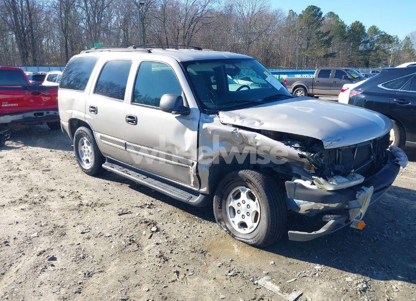 2004 Chevrolet Tahoe LS (VIN 1GNEC13V04J328116) main photo