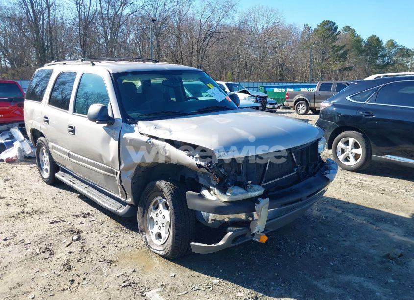 Photo 6 of 2004 Chevrolet Tahoe LS (VIN 1GNEC13V04J328116)