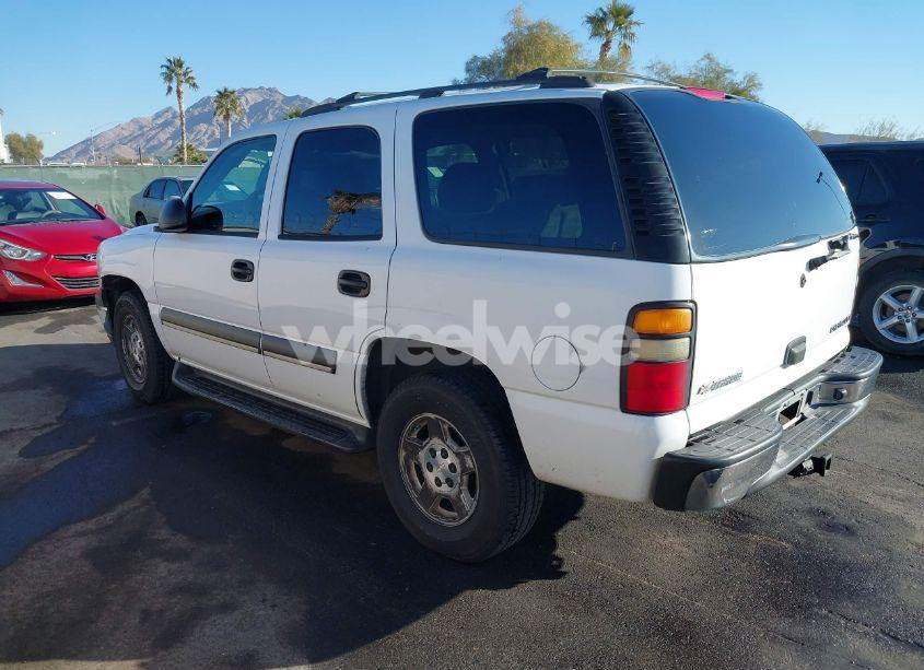 Photo 3 of 2004 Chevrolet Tahoe LS (VIN 1GNEC13V04R201965)