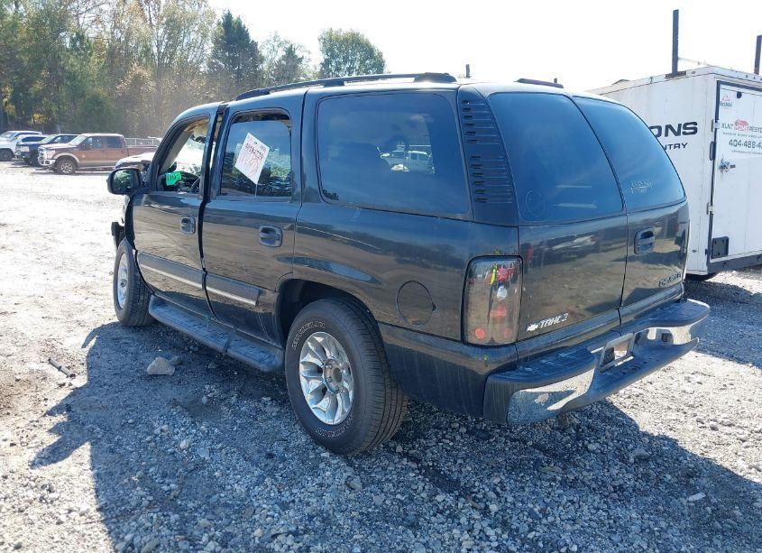 Photo 3 of 2004 Chevrolet Tahoe LS (VIN 1GNEC13V04R215459)