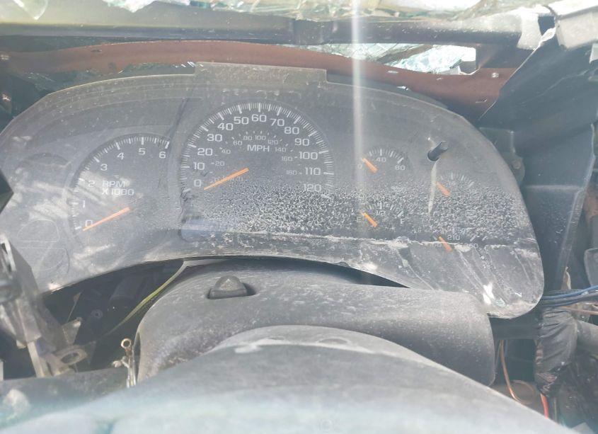 Photo 7 of 2004 Chevrolet Tahoe LS (VIN 1GNEC13V04R215459)