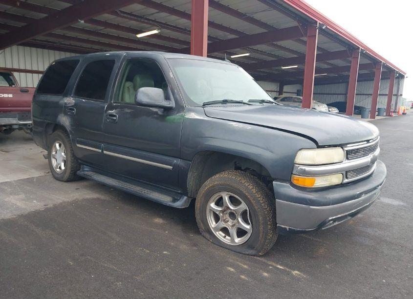 2005 Chevrolet Tahoe LS (VIN 1GNEC13V05R262542) main photo