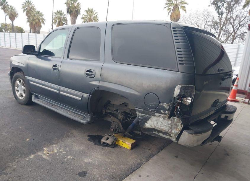 Photo 3 of 2005 Chevrolet Tahoe LS (VIN 1GNEC13V05R262542)