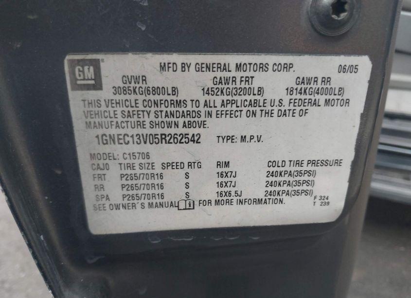 Photo 9 of 2005 Chevrolet Tahoe LS (VIN 1GNEC13V05R262542)