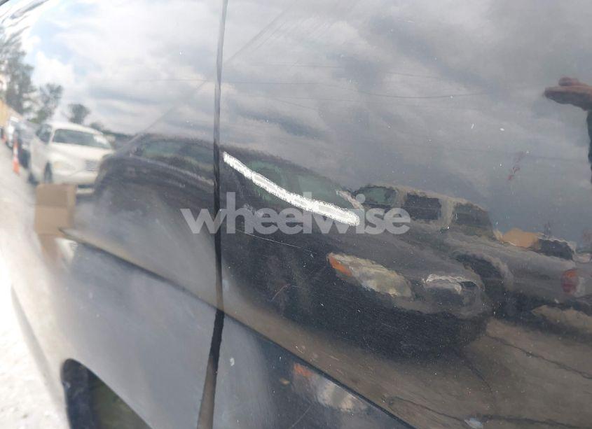 Photo 14 of 2002 Chevrolet Tahoe LS (VIN 1GNEC13V12J329045)