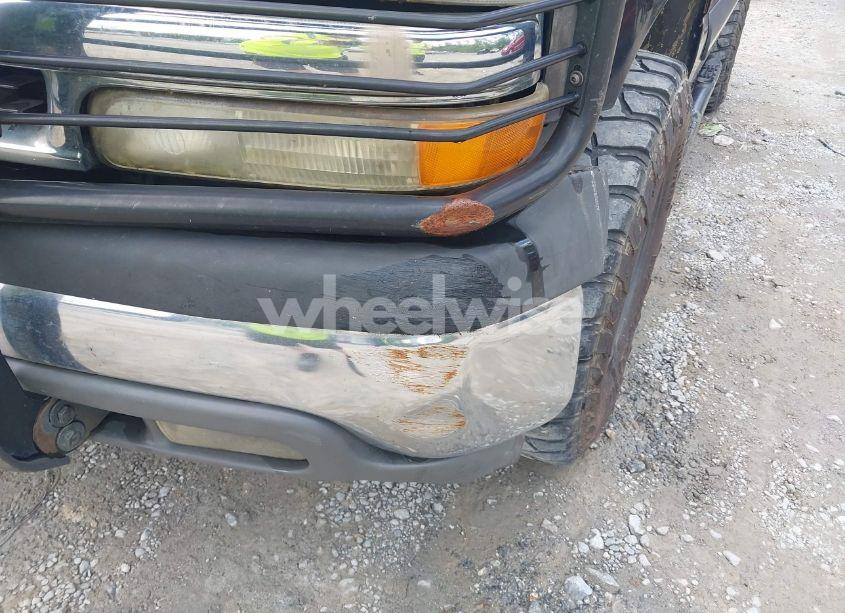 Photo 16 of 2002 Chevrolet Tahoe LS (VIN 1GNEC13V12J329045)