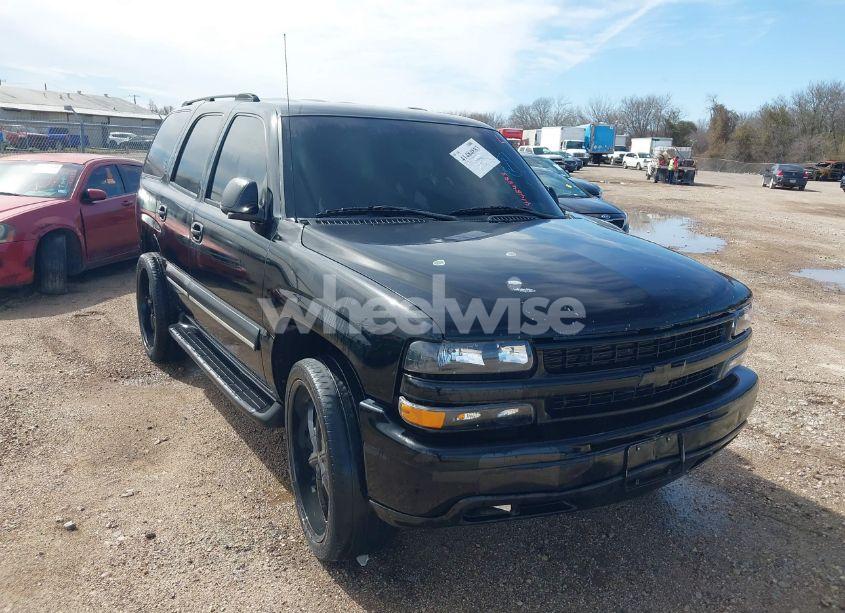 2004 Chevrolet Tahoe LS (VIN 1GNEC13V14R133580) main photo