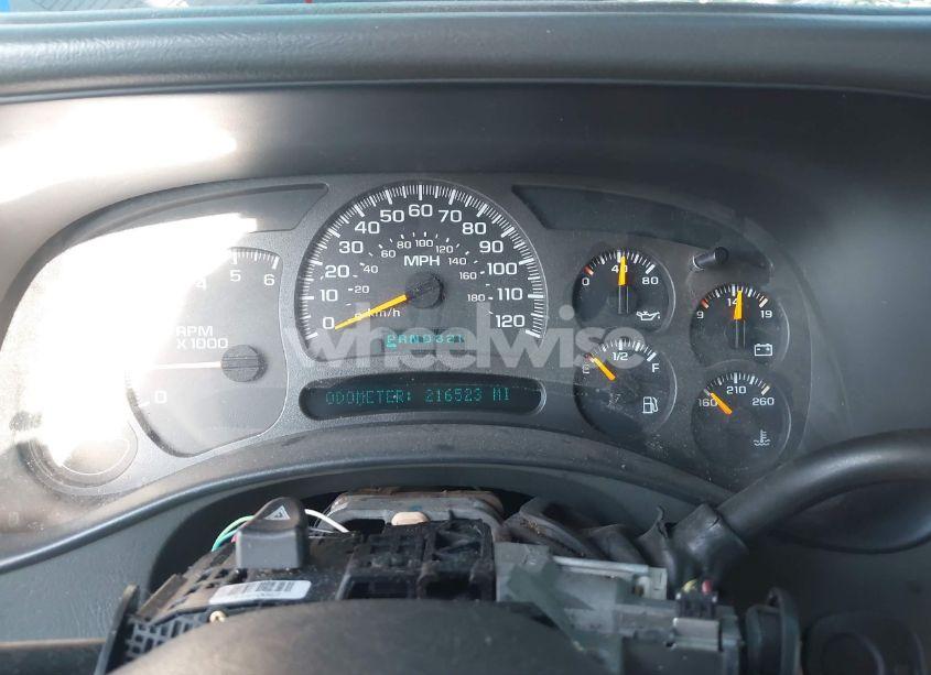Photo 7 of 2004 Chevrolet Tahoe LS (VIN 1GNEC13V14R133580)