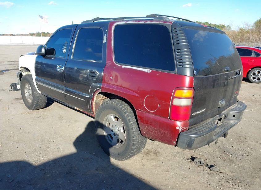 Photo 3 of 2005 Chevrolet Tahoe LS (VIN 1GNEC13V15R241828)