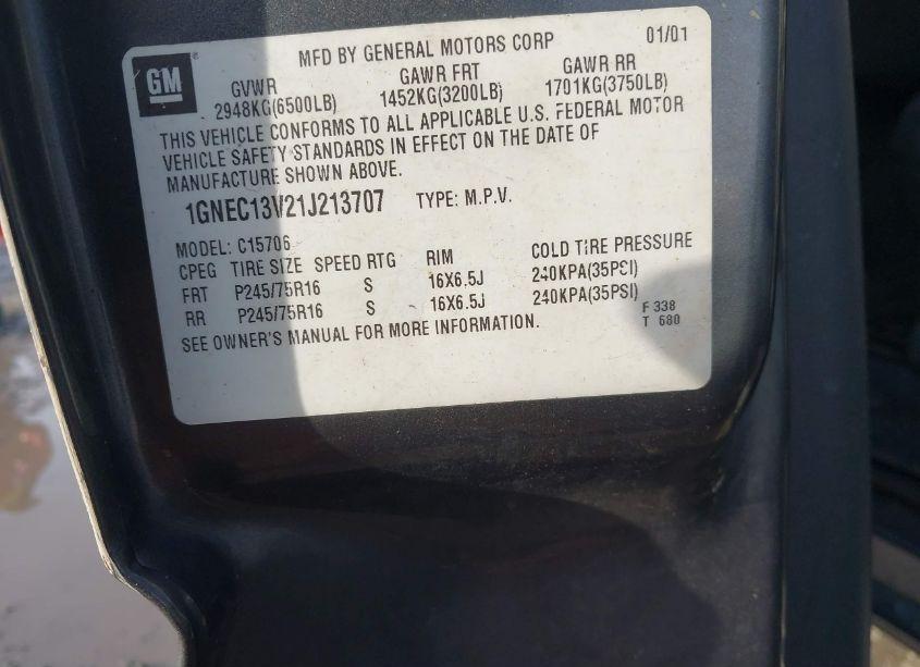 Photo 9 of 2001 Chevrolet Tahoe (VIN 1GNEC13V21J213707)