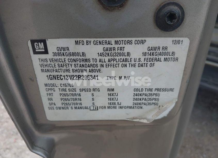 Photo 9 of 2002 Chevrolet Tahoe LS (VIN 1GNEC13V22R206341)