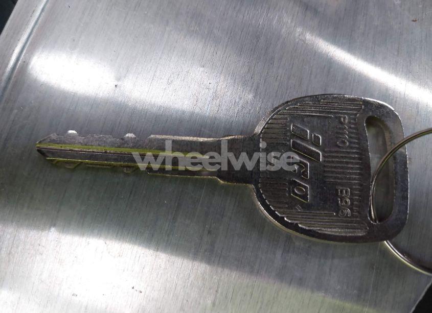 Photo 11 of 2003 Chevrolet Tahoe LS (VIN 1GNEC13V23J251036)