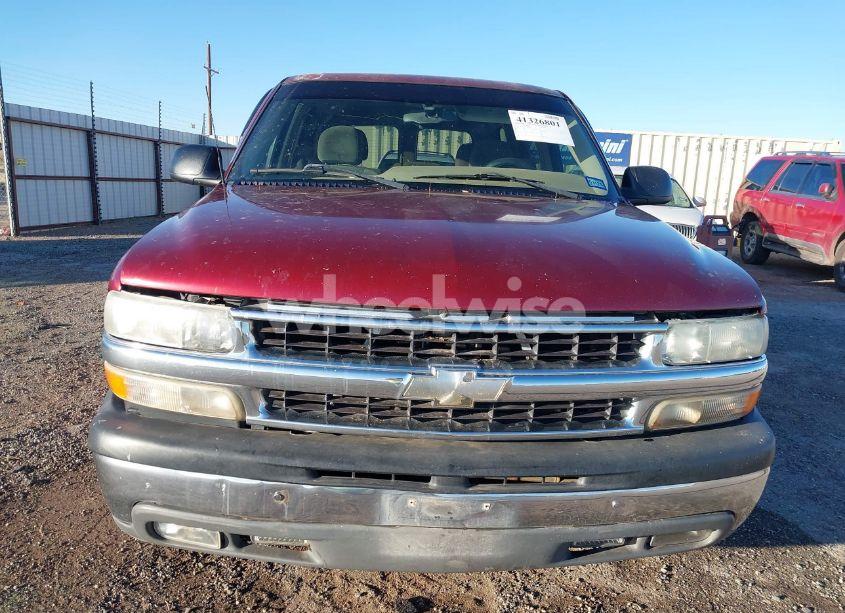 Photo 6 of 2003 Chevrolet Tahoe LS (VIN 1GNEC13V23J251036)