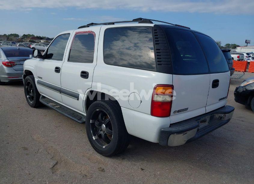 Photo 3 of 2003 Chevrolet Tahoe LS (VIN 1GNEC13V23R154291)
