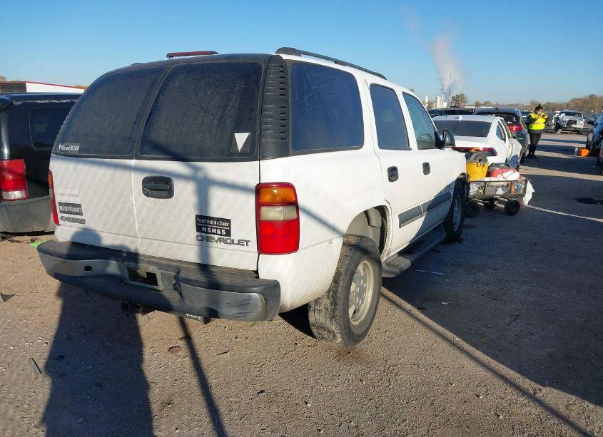 Photo 4 of 2003 Chevrolet Tahoe LS (VIN 1GNEC13V23R270283)