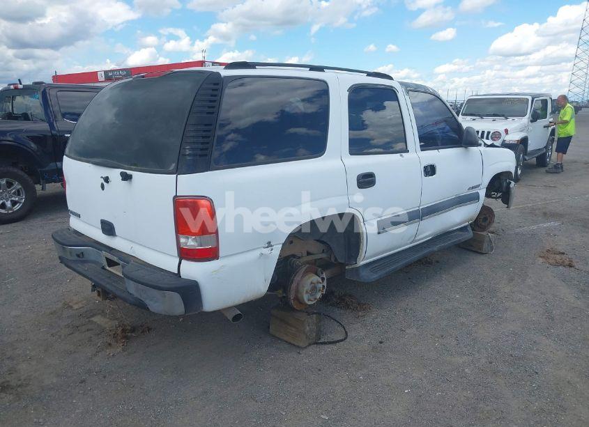 Photo 4 of 2003 Chevrolet Tahoe LS (VIN 1GNEC13V23R317327)