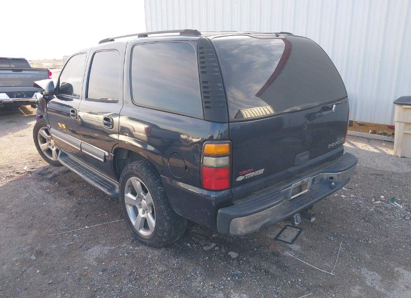 Photo 3 of 2004 Chevrolet Tahoe LS (VIN 1GNEC13V24J116172)