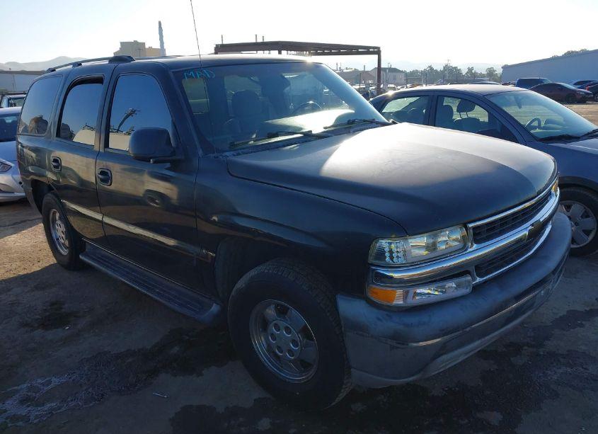 2004 Chevrolet Tahoe LS (VIN 1GNEC13V24J156025) main photo