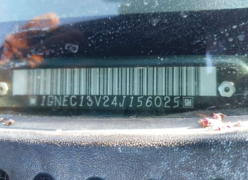Photo 9 of 2004 Chevrolet Tahoe LS (VIN 1GNEC13V24J156025)