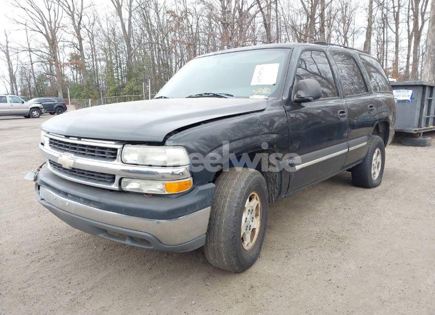 Photo 2 of 2004 Chevrolet Tahoe LS (VIN 1GNEC13V24J291411)
