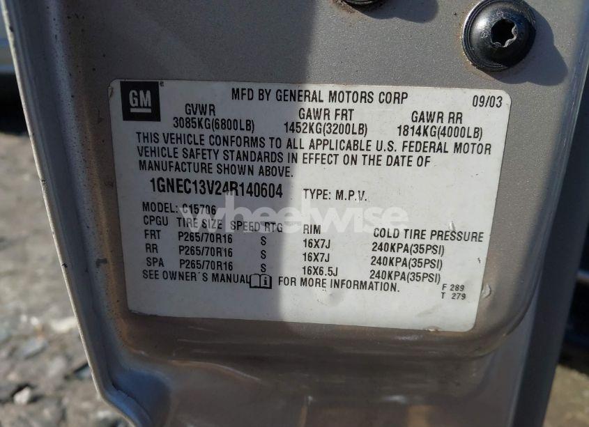 Photo 9 of 2004 Chevrolet Tahoe LS (VIN 1GNEC13V24R140604)