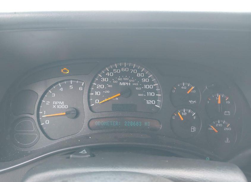 Photo 7 of 2004 Chevrolet Tahoe LS (VIN 1GNEC13V24R292639)