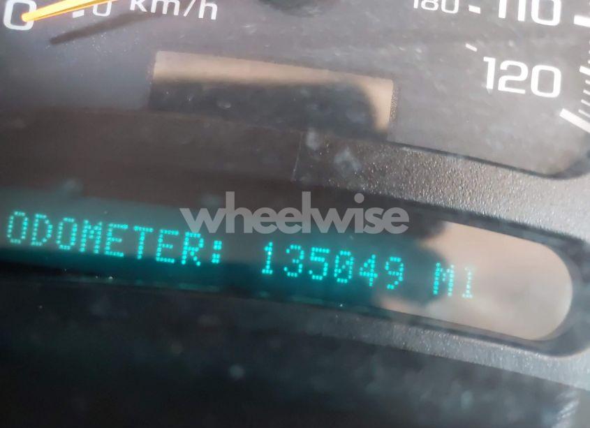 Photo 7 of 2004 Chevrolet Tahoe LS (VIN 1GNEC13V24R321914)