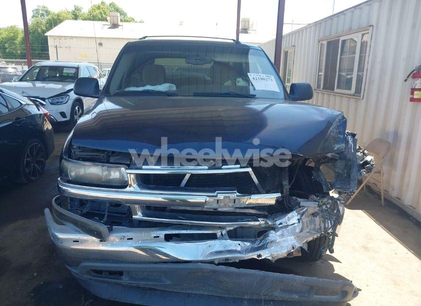 Photo 12 of 2005 Chevrolet Tahoe LS (VIN 1GNEC13V25R164239)
